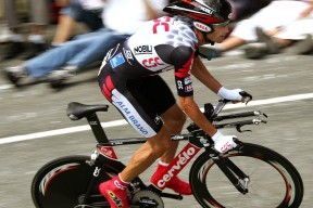 开云官网在线-【训练场揭秘】运动员每天的训练安排全曝光，运动员每天训练项目