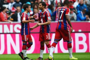 球队是否应以发展球员为优先目标，球队获得发球权时,该队应该