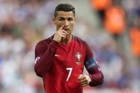 开云首页登录-_湖人再创佳绩，连胜纪录继续延续_，湖人获胜