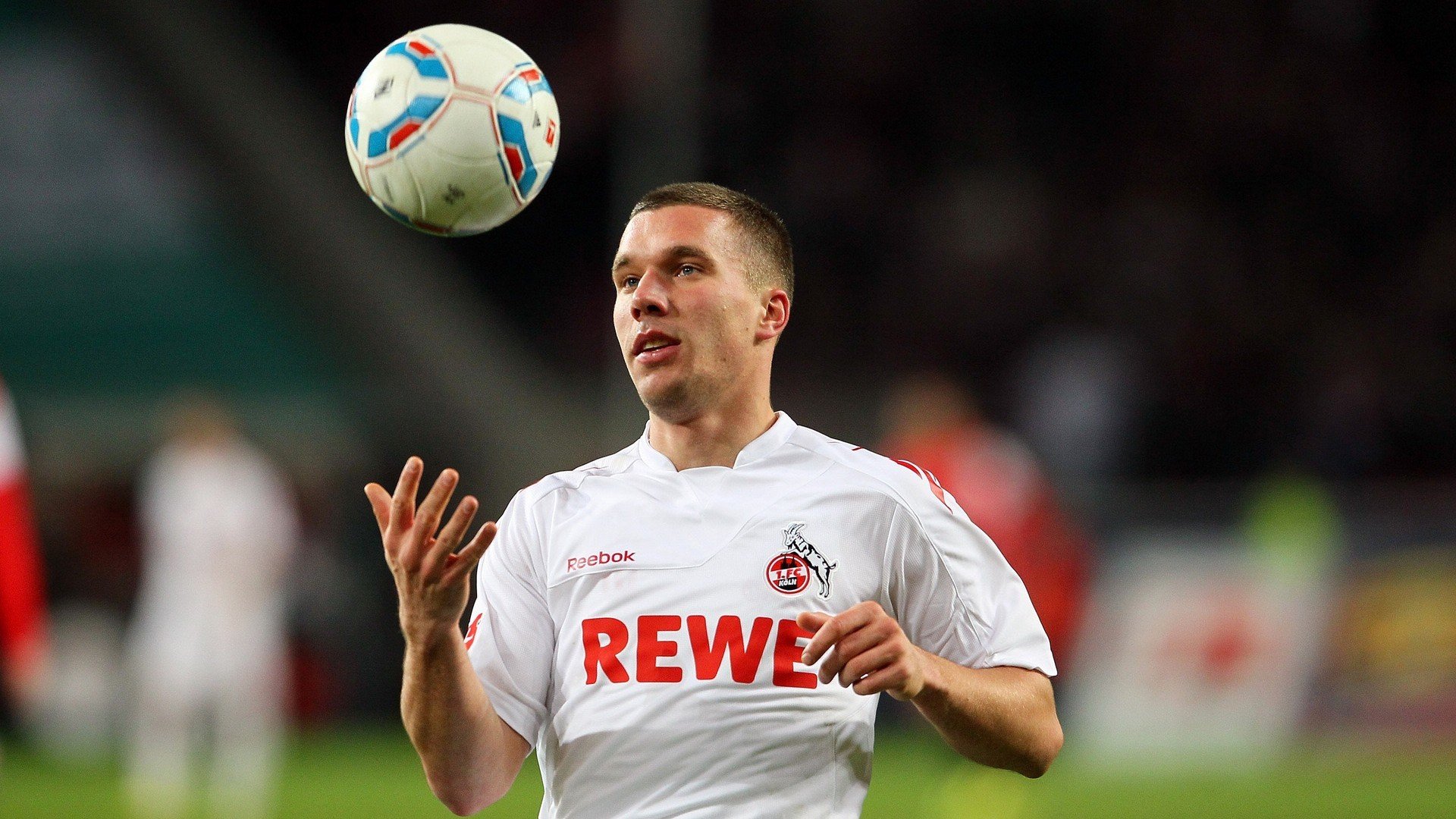 雷恩泰尼克打破僵局,助球队逆转击败对手,雷尼恩是什么牌子